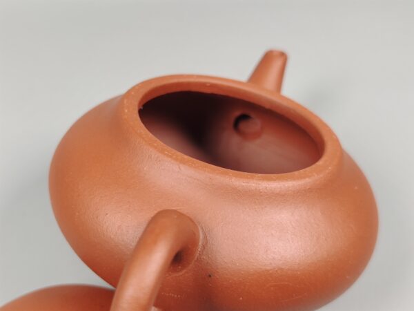 红泥扁灯壶ZA0486 | Yixing Zisha Teapot Singapore